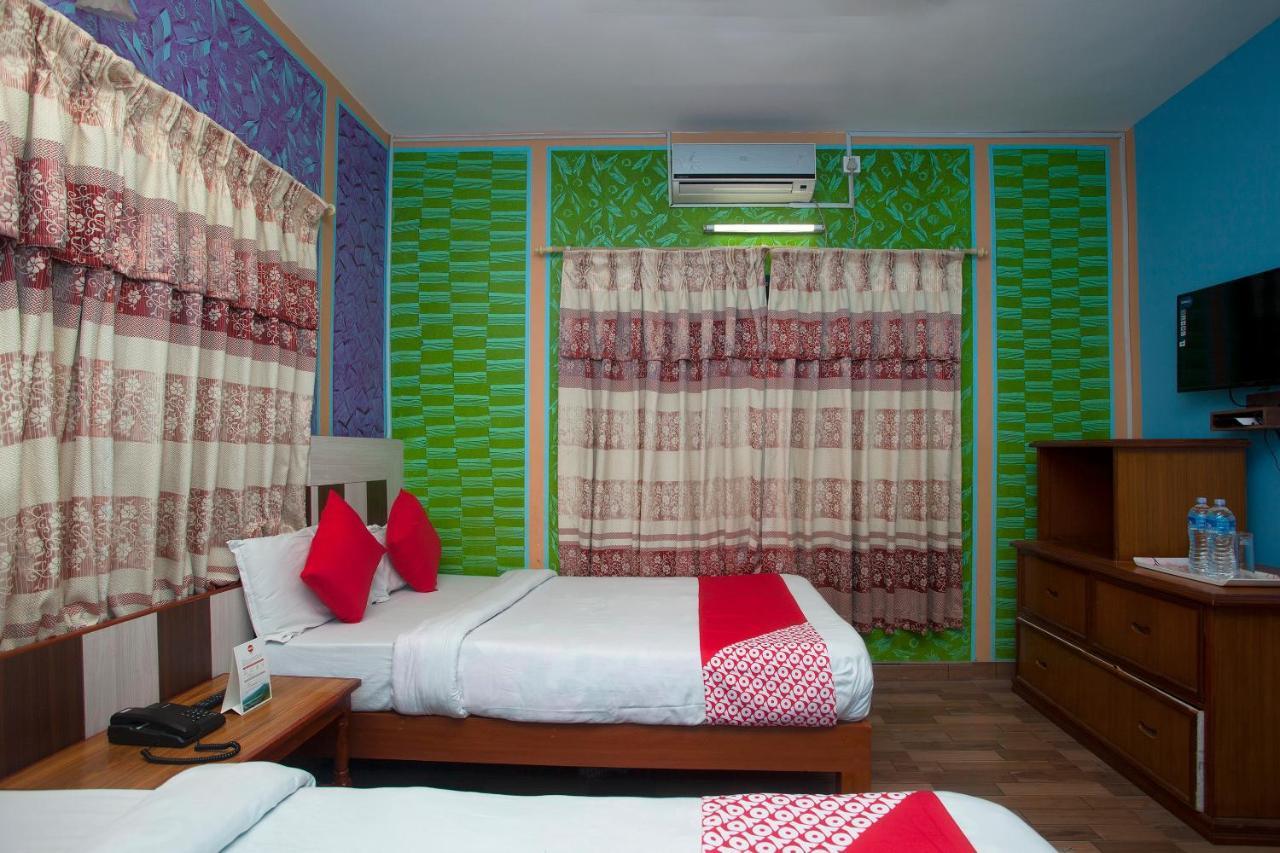 Hotel Middle Point Pvt Ltd Pokhara Eksteriør billede