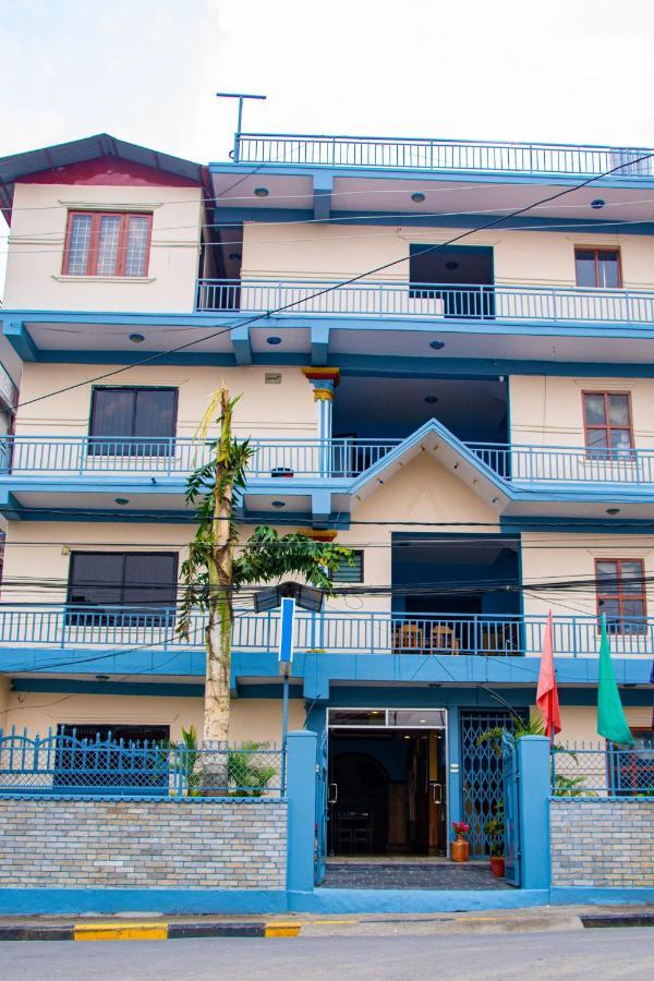 Hotel Middle Point Pvt Ltd Pokhara Eksteriør billede