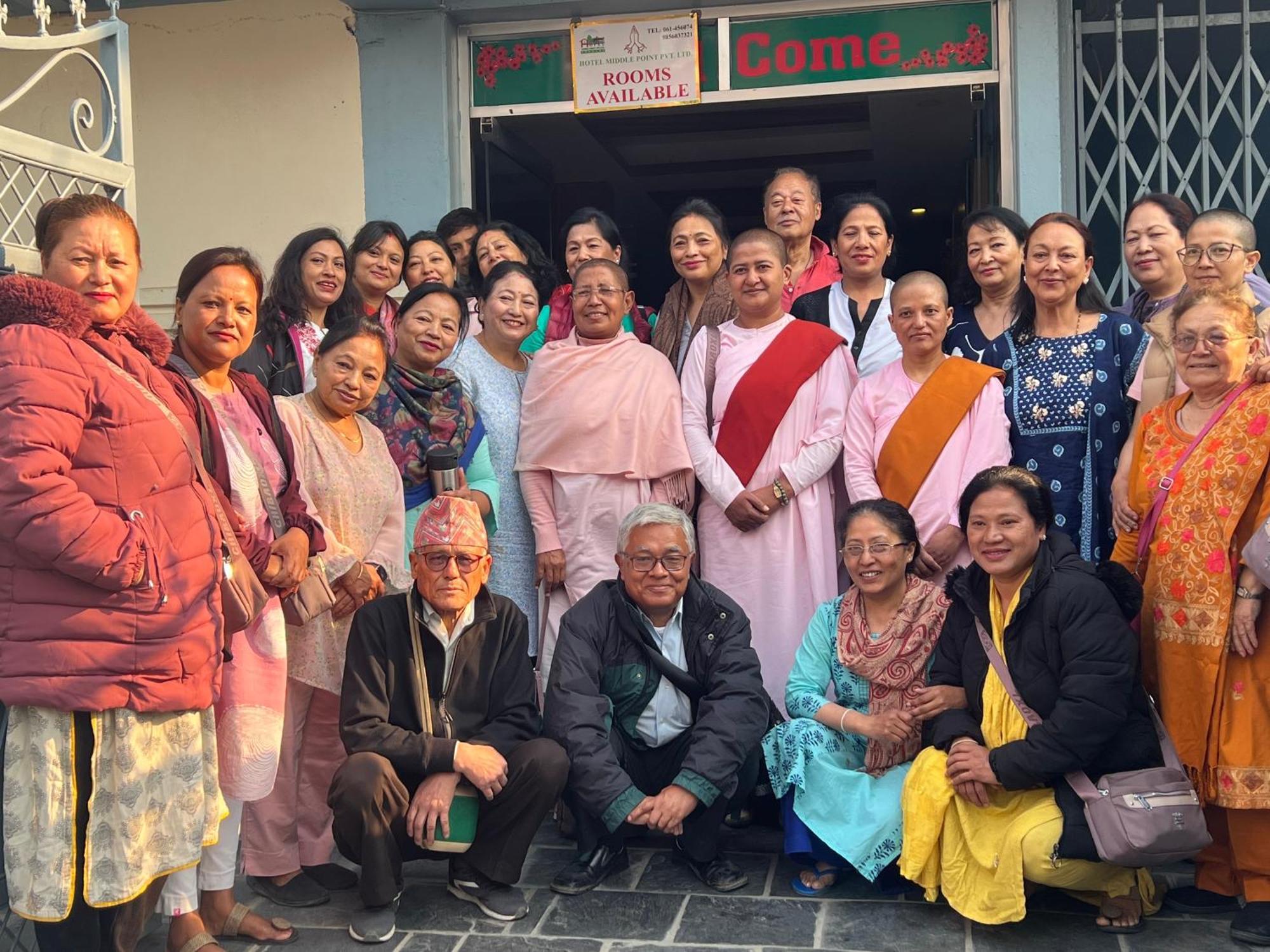 Hotel Middle Point Pvt Ltd Pokhara Eksteriør billede