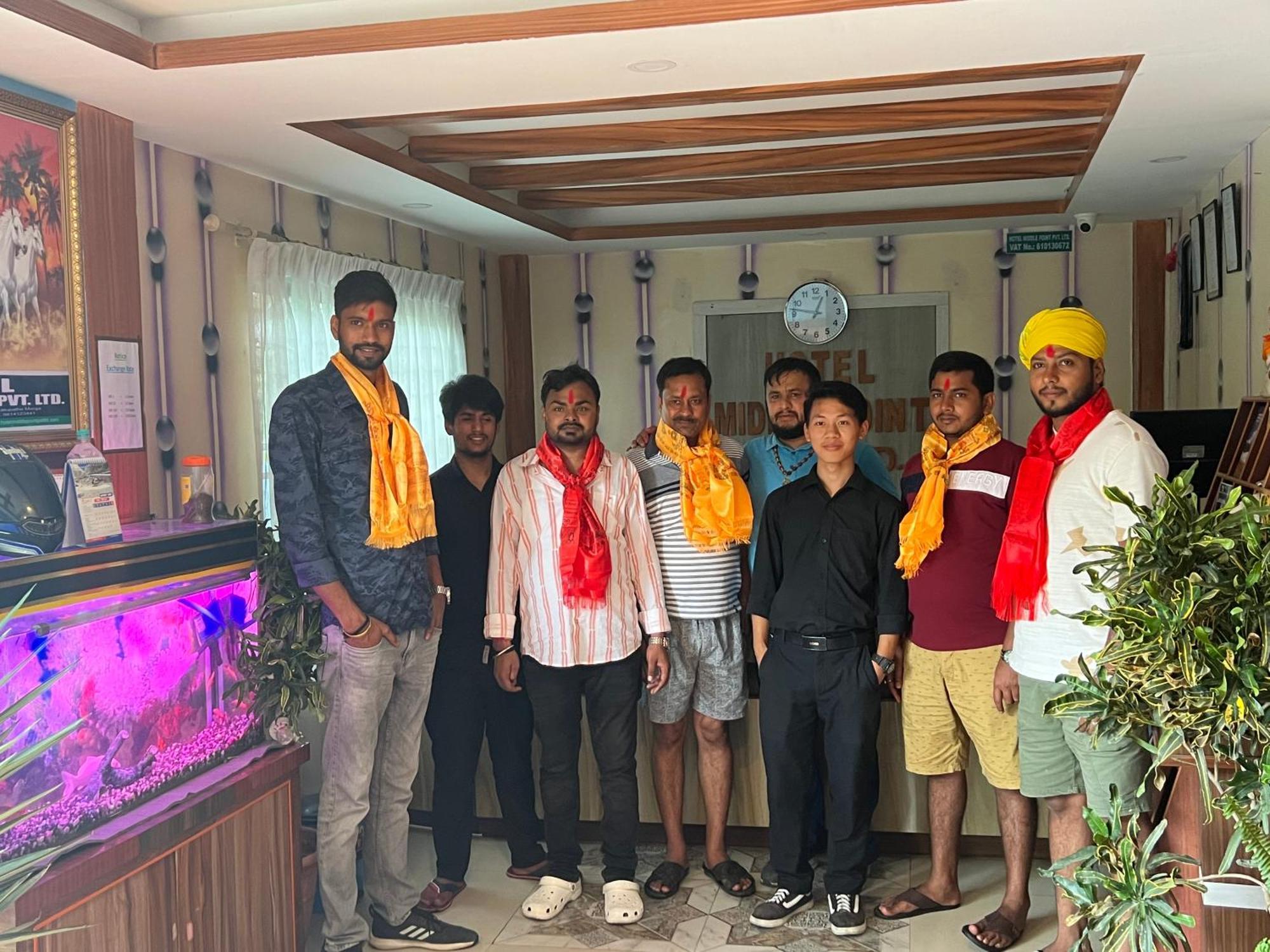 Hotel Middle Point Pvt Ltd Pokhara Eksteriør billede